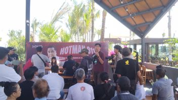 数十名巴厘岛人访问Hotman 911在阿特拉斯海滩节上免费法律咨询
