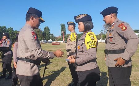 Kapolda Bali Lantik 3.956 Polisi Banjar Tekan Kriminalitas di Pulau Dewata