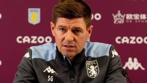 Kata Steven Gerrard Jelang Aston Villa Vs Liverpool: Saya Menghormati Pelatih dan Staf Kepelatihan <i>The Reds</i>