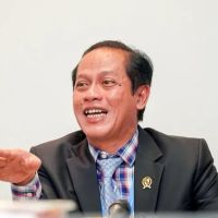 Menteri LH soal Desakan Reshuffle Akibat Banjir Sumatera: Saya Akan Berusaha, Ini Kan Masalah Lama