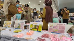 Waspada! Sidak Pangan Ungkap Manisan Pala Mengandung Formalin di Kembangan Jakbar 