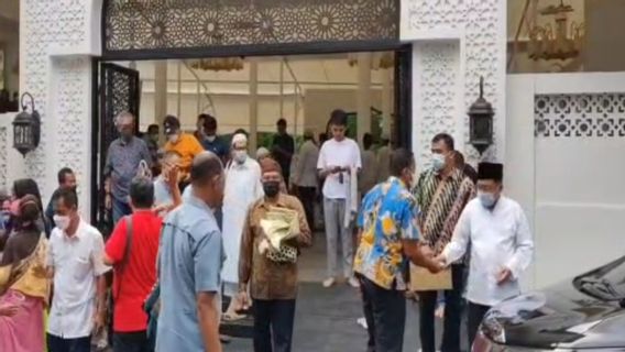 JK Terlihat di Masjid yang Sama Saat Ganjar-AHY Bertemu, Ada Apa?