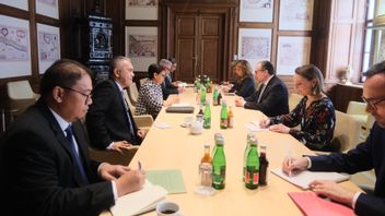 Rencontres avec le ministre des Affaires étrangères Schsienberg et le ministre des Affaires étrangères, Retno Dorong, Autriche, reconnaissant l'État palestinien