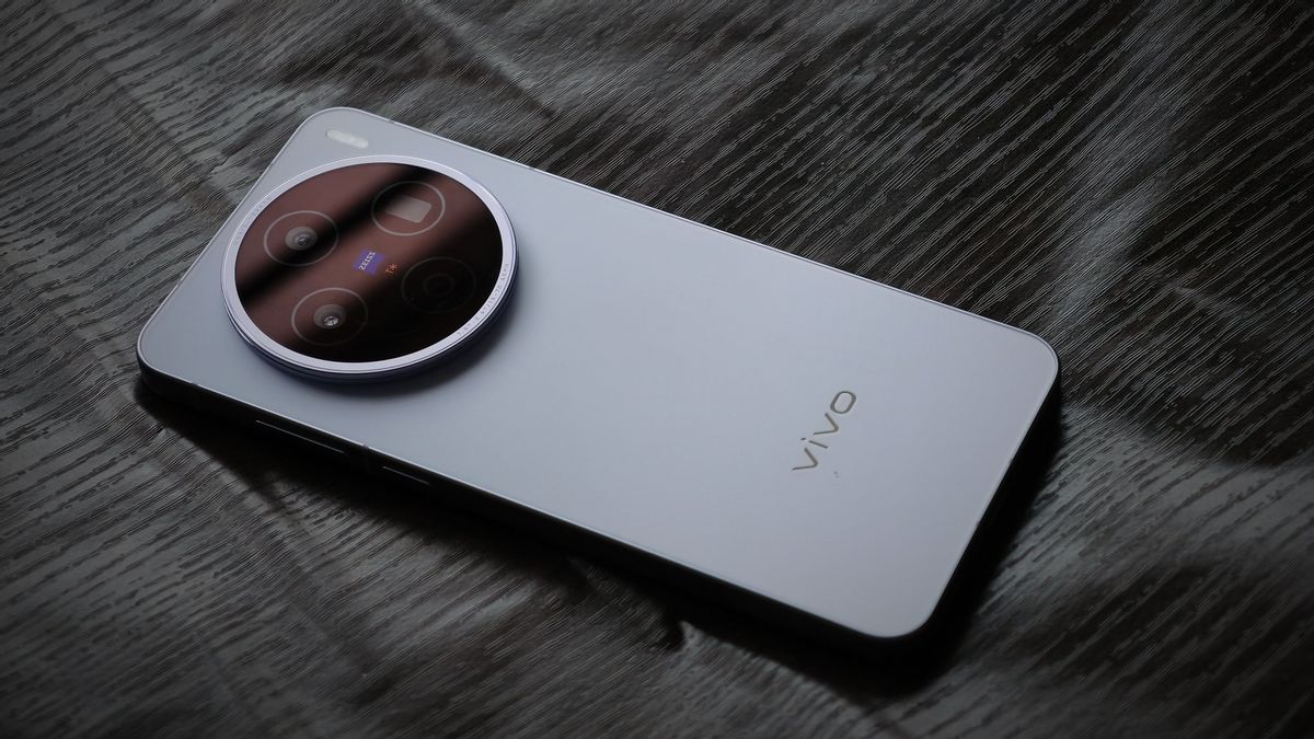 Vivo Releases X200T with 'Monster' Chipset and Giant Battery