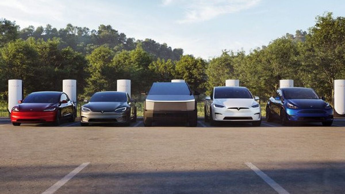 Tesla Akhirnya Mengaspal di Arab Saudi, Infrastruktur di Suhu Panas Ekstrem Jadi Tantangan Utama