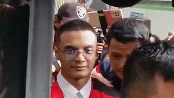 Appelé acheter des médicaments pour l’avortement pour LM, Vadel Badjideh Balas avec le rire