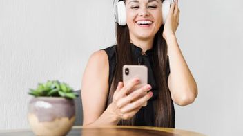 10 Lagu yang Cocok untuk Story IG agar Suasana Terlihat Hidup dan Berkesan