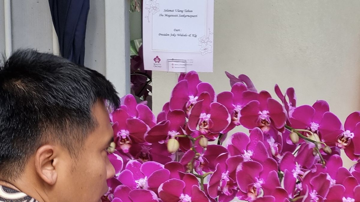 Jokowi Kirimkan Bunga Anggrek ke Teuku Umar untuk Megawati yang Rayakan Ultah ke-77