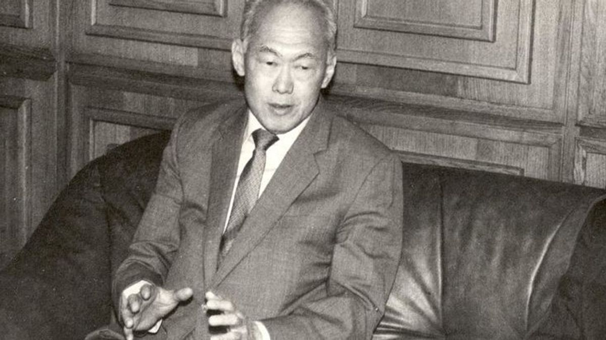Kemerdekaan Tak Sengaja Singapura yang Mengangkat Lee Kuan Yew jadi Bapak Negara