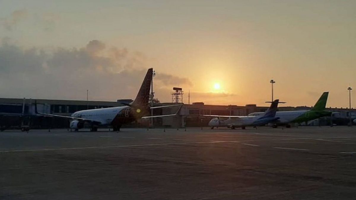 花旗链接航班雅加达-巴淡航线在帕伦邦机场紧急降落