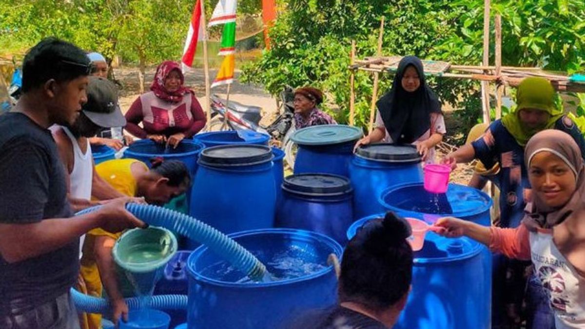 L'impact de la sécheresse dans la communauté Garut la pénurie d'eau potable