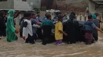 Floods, 3 Boys In Tangerang Died While Playing Inundation After Rainy Last Night