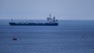 Supertanker Iran Dilaporkan Memasuki Perairan Iran lewat Selat Hormuz Meski Ada Blokade AS