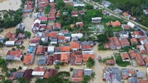 Pemkab Karawang Minta Warga Tinggal Dekat Aliran Sungai Mengungsi
