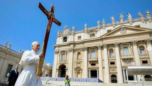 Paus Leo Kecam Kebiadaban Israel di Gaza Buntut Satu-satunya Gereja Katolik Dihancurkan