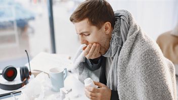 Tips to Prevent Sore Throat During Rainy Season