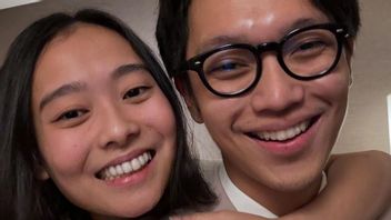 Congratulations, Brandon Salim Officially Proposed To Dhika Himawan In Japan