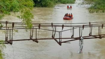 Two Children Drowning In The Grobogan Tuntang River Haven't Been Found