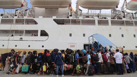 37,449 شخصا يستفيدون من العودة إلى الوطن مجانا من وزارة النقل لاستخدام السفن البحرية