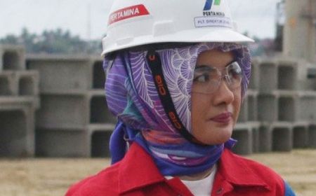 Bos Pertamina Nicke Widyawati: Alhamdulillah, Tidak Ada Korban Jiwa Terbakarnya Kilang Balongan