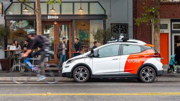 Because Of A Collision With A Fire Car, GM Cruise Was Forced To Attract 50% Robotaxi Fleet