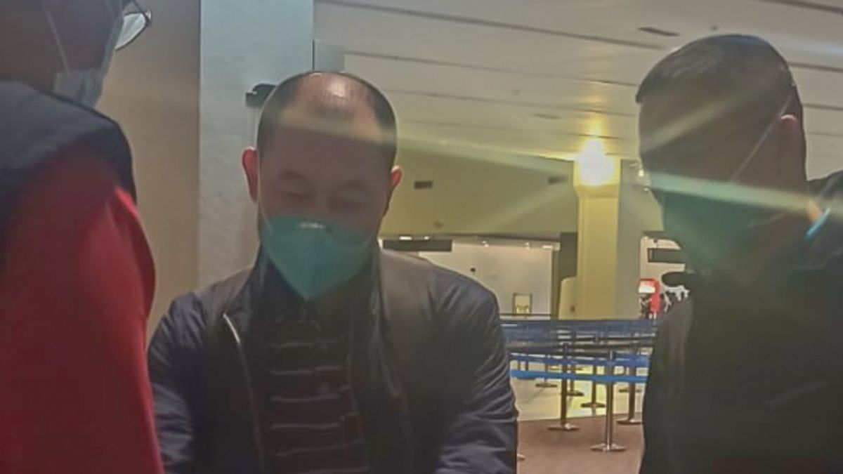 移民:中国の郭金鵬はスカルノハッタに上陸した最初のe-VOAユーザーです