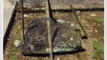 بقايا العصر الحجري الضخم الموجودة في مالوت، المتعلقة بمفهوم عبادة الأجداد