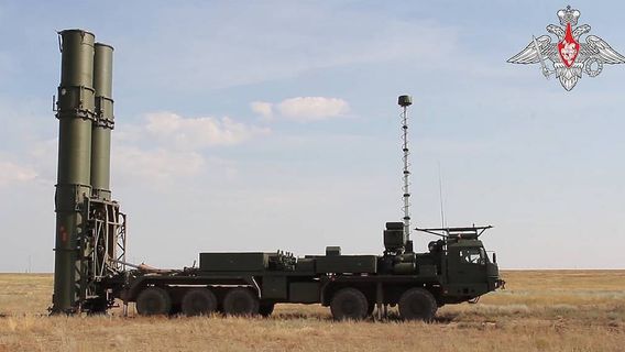 Officiellement En Service, L’armée Russe Place Le Premier Régiment De Systèmes De Défense Aérienne S-500 Pour Garder Moscou