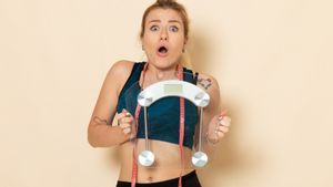 Berat Badan Berubah Setiap Hari? Jangan Panik! Ini Penyebab yang Jarang Anda Sadari