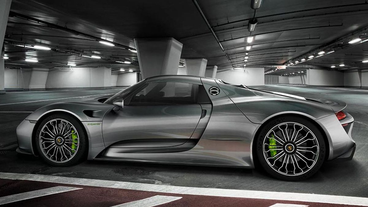 Porsche 918 Spyder Becomes Delta Airlines Exclusive Car At Hartsfield-Jackson Airport Atlanta