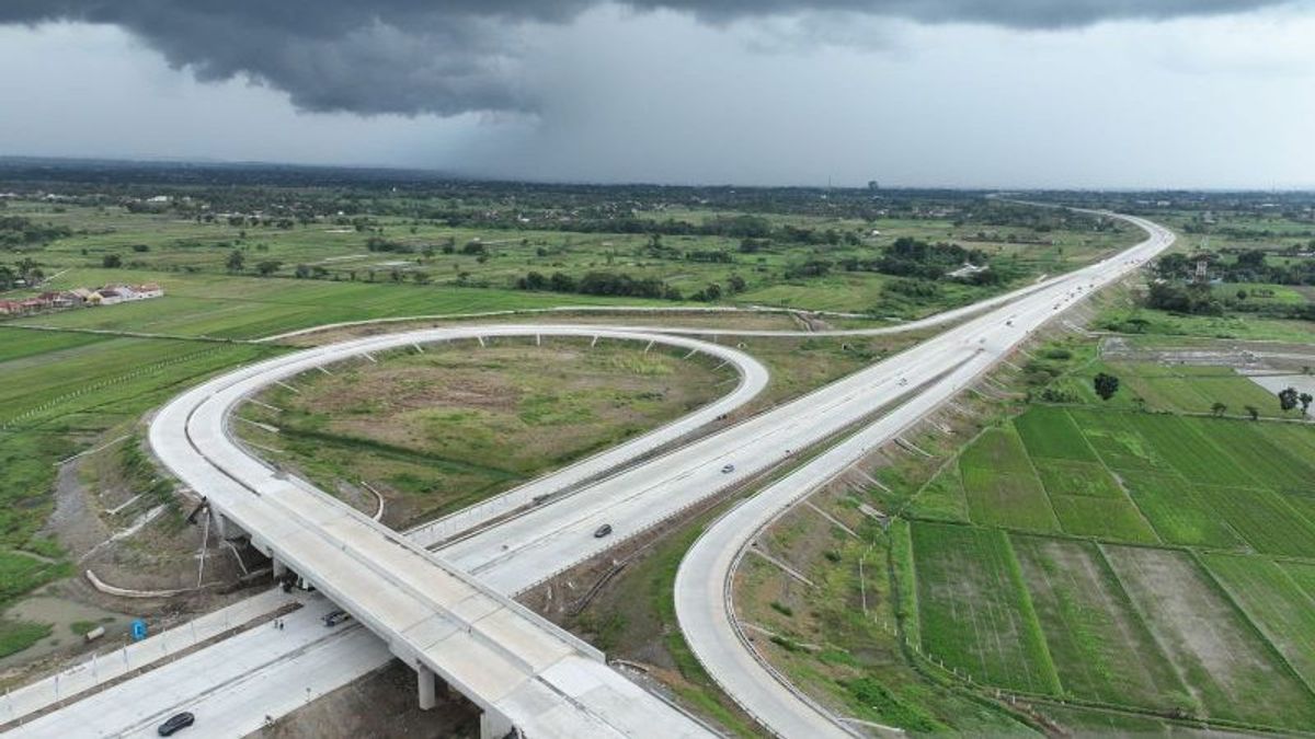 レバラン逆流、ジャサマルガ機能有料道路コロマドゥ-ンガウェンセクション