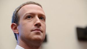 Mark Zuckerberg Bocorkan Teknologi Terbaru Meta, Kacamata Pengontrol Utama