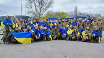 Paskah Ortodoks, Ukraina Pulangkan 130 Tentara dalam Pertukaran Tahanan dengan Rusia