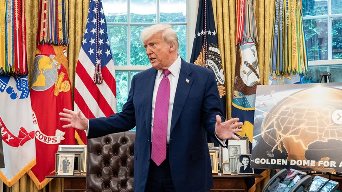    Trump soal Serangan Israel: Iran Mendapat Pukulan Keras, Sangat Keras