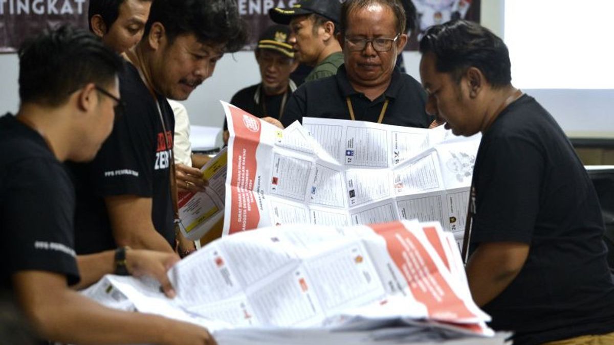 Kawal Penghitungan Suara, PSI Temukan Kesalahan Input di TPS Pemilu 2024
