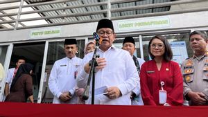 Sampah Menumpuk di Pasar Induk Kramat Jati, Pramono: Tak Ada Alasan Tak Ditangani