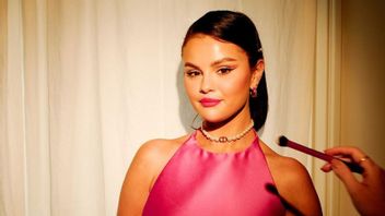 Firm! Selena Gomez's New Song Not About The Weeknd