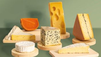 5 faits intéressant sur le fromage français dans le titre européen plein de caractères