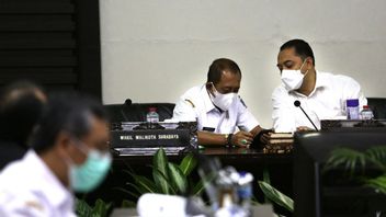  Le Maire Eri Cahyadi Vise Surabaya à Devenir Une Zone Jaune Dans Un Mois
