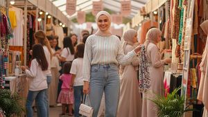 Motif Stripe Jadi Tren Fesyen di Kalangan Gen Z, Kombinasi Warna Cerah hingga Detail Bordir Makin Digemari