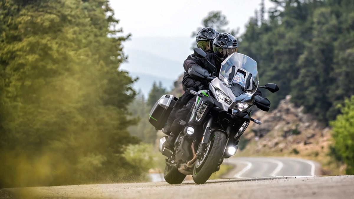 Kawasaki présente des changements techniques à Versys avec une capacité automatique de 1 100 cc