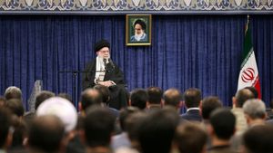    Ayatollah Khamenei: Kerja Sama Iran-AS Tak Mungkin Terwujud Selama Washington Dukung Israel