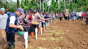 26 Korban Bencana di Agam Dimakamkan di Pemakaman Umum