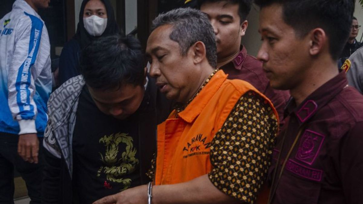 2 fonctionnaires inactives de Dishub Kota Bandung condamnés à 4 et 5 ans de corruption pour projet de vidéosurveillance