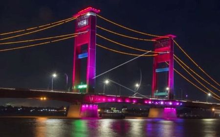 Jembatan Ampera Tambah Cantik di Malam Hari, Pemkot Pasang Lampu Motif Songket