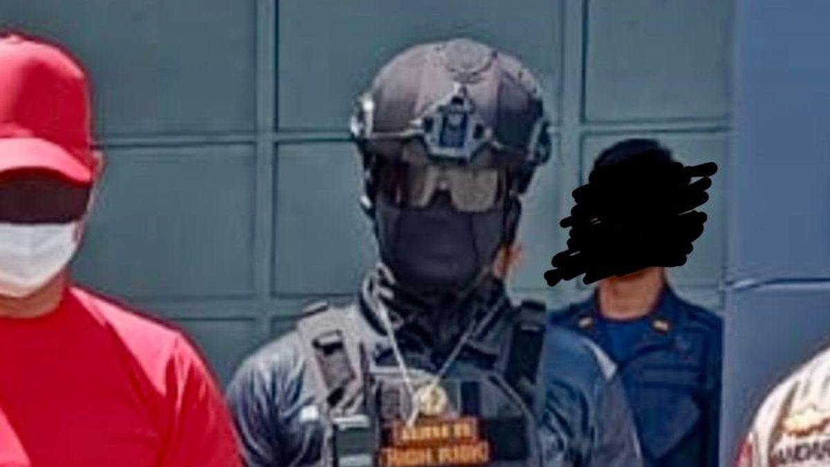 ケンダリでコーヒーショップに逃げ込んだ汚職の囚人はヌサカンバンガンに移送された