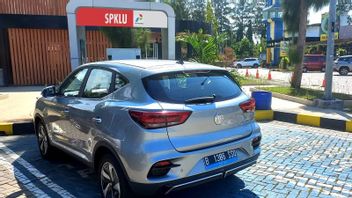 Jokowi's Electric Car Policy Praised By Public Policy Experts, Can Reduce Fuel Addiction Meters
