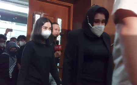 Hakim Tanya Pembiayaan Skincare, Istri SYL: Umur Sekian Apa Masih Cocok?