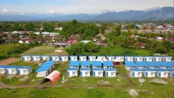 The Duo Of The Governor Of South Sulawesi, Prof. NA And The Regent Of Lutra Indah, Hand Over 50 Huntap Houses To The Victims Of The Flash Flood