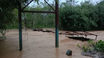 Banjir Bikin Tiga Dusun di Bengkulu Utara Terisolasi